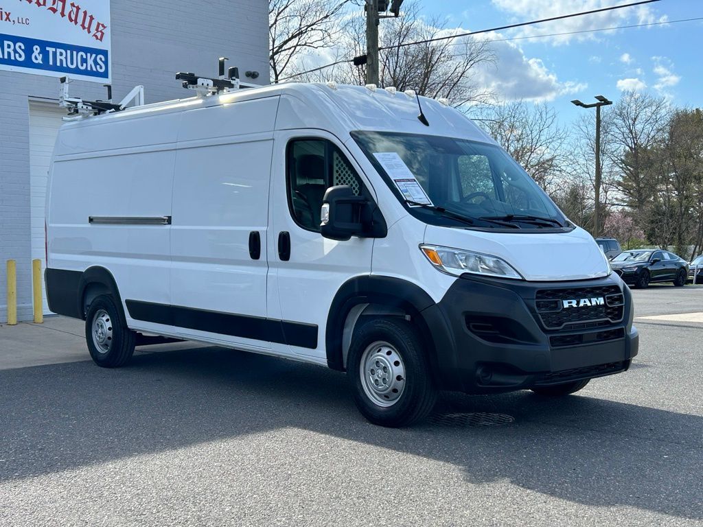Bright White Clearcoat 2023 RAM ProMaster 3500 159 High Roof Extended Cargo Van FWD Van Front-Wheel Drive 9-Speed Automatic