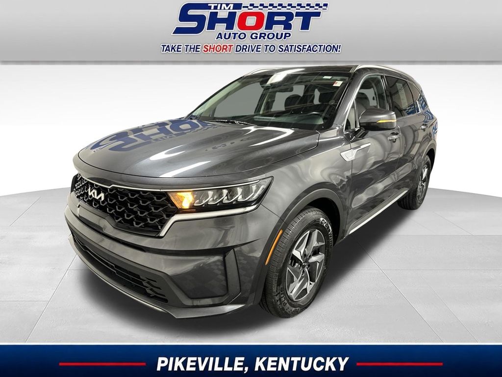 Gray (Platinum Graphite) 2022 Kia Sorento Hybrid SUV / Crossover All-Wheel Drive 6-Speed Automatic
