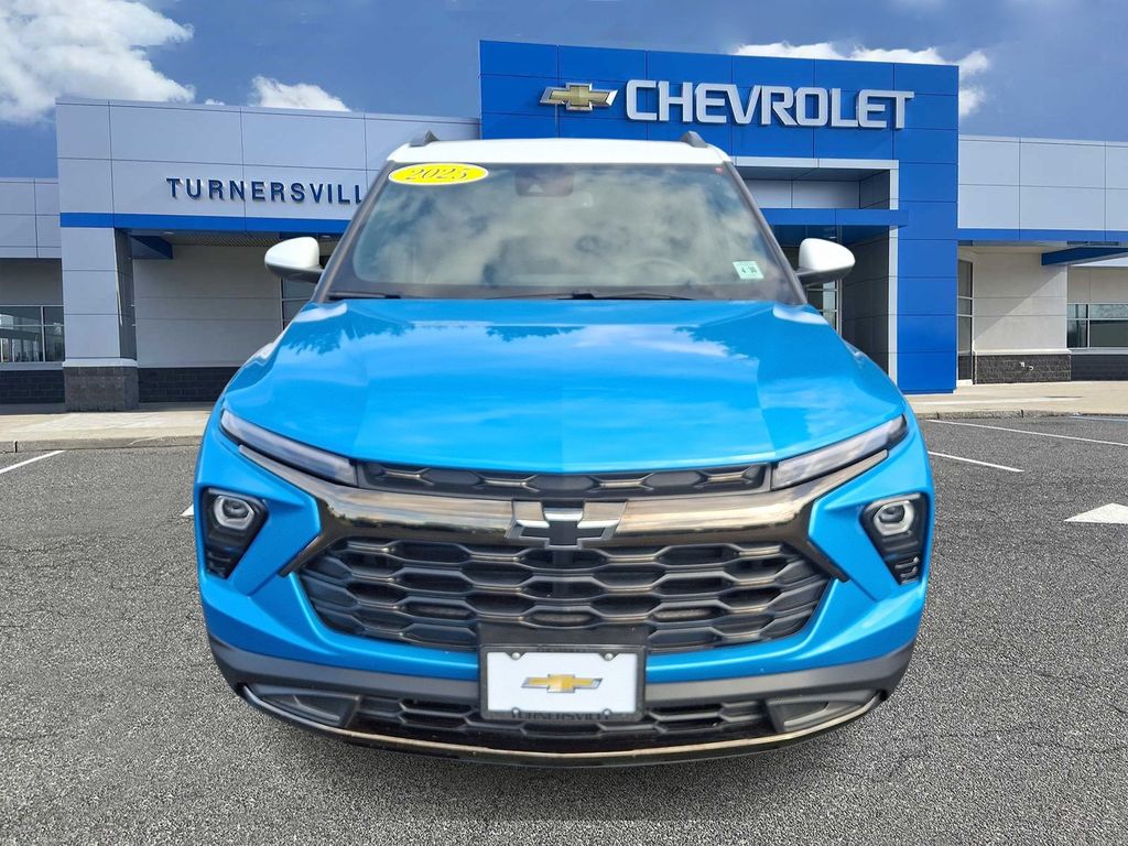 Thumbnail: 2025 Chevrolet TrailBlazer - 2