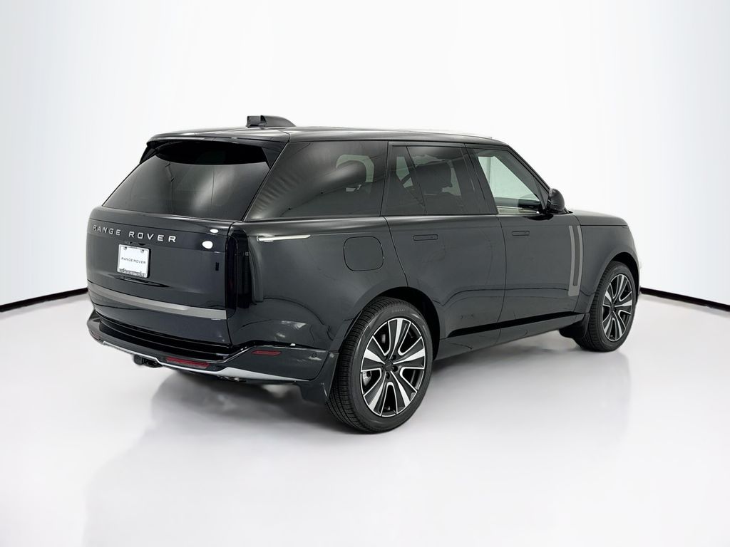 Thumbnail: 2026 Land Rover Range Rover - 5