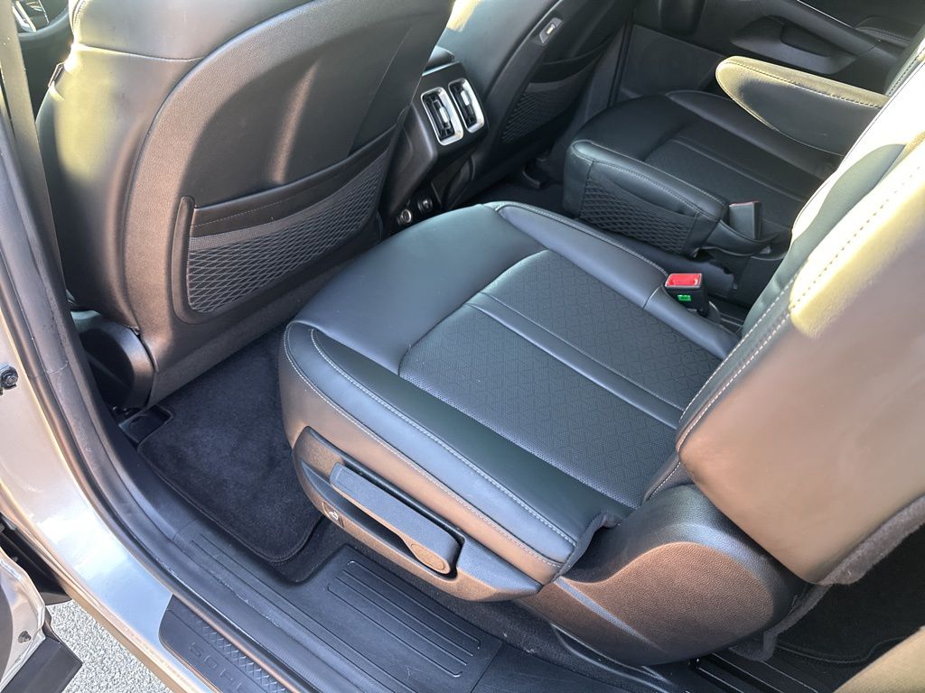 Used Car 2022 Kia Sorento Hybrid  Ex For Sale Under $30,000 In Austin, Texas