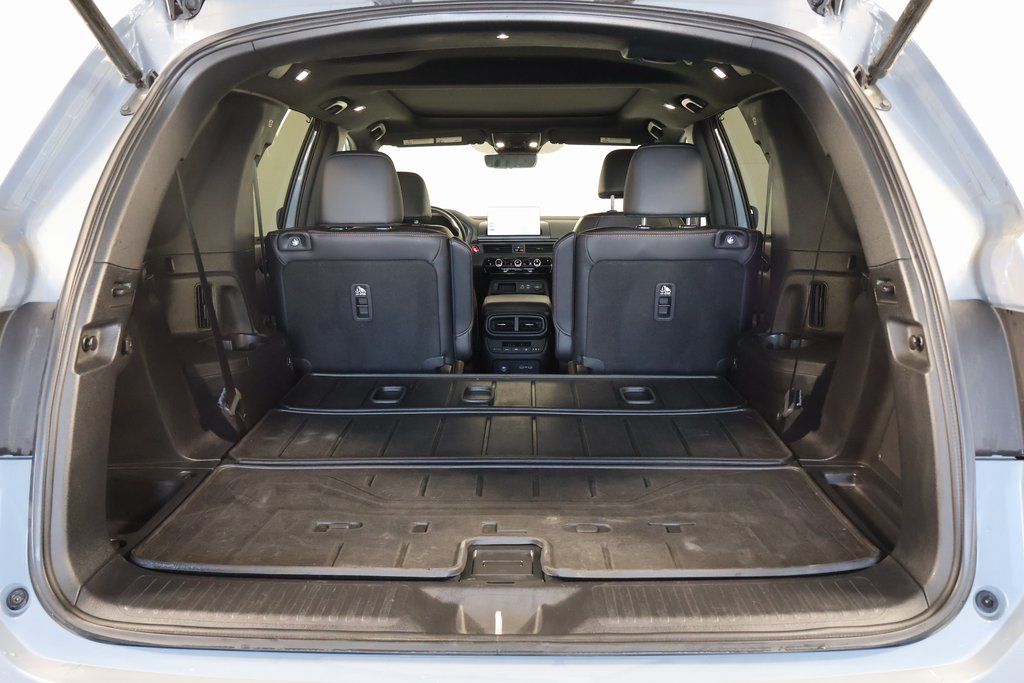 Thumbnail: 2023 Honda Pilot - 14