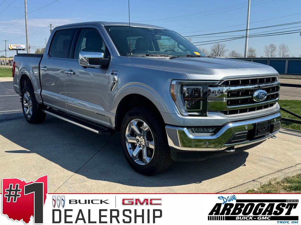 Silver Metallic 2022 Ford F-150 Lariat SuperCrew 4WD Pickup Truck Four-Wheel Drive Automatic