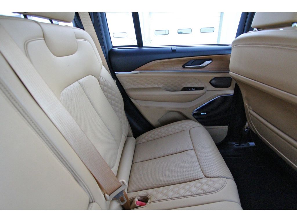 Used 2022 Jeep Grand Cherokee SUV