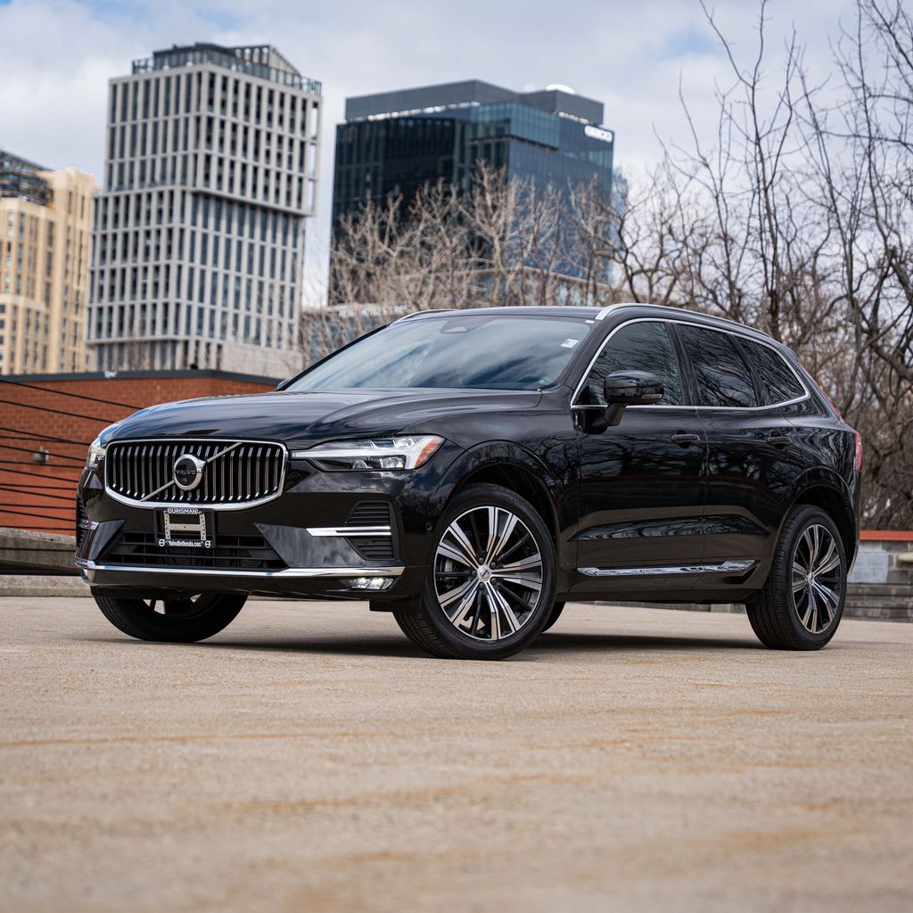2023 Volvo XC60 B5 Plus Bright Theme AWD