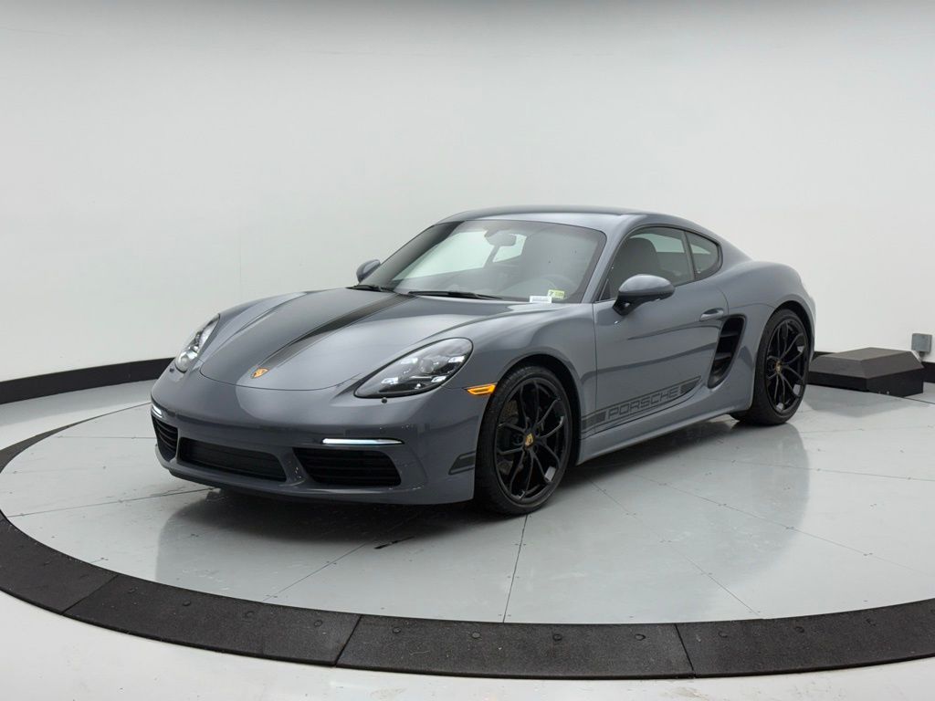 2024 Porsche 718 Cayman  -
                Chantilly, VA