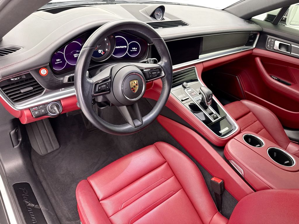 Thumbnail: 2023 Porsche Panamera - 4
