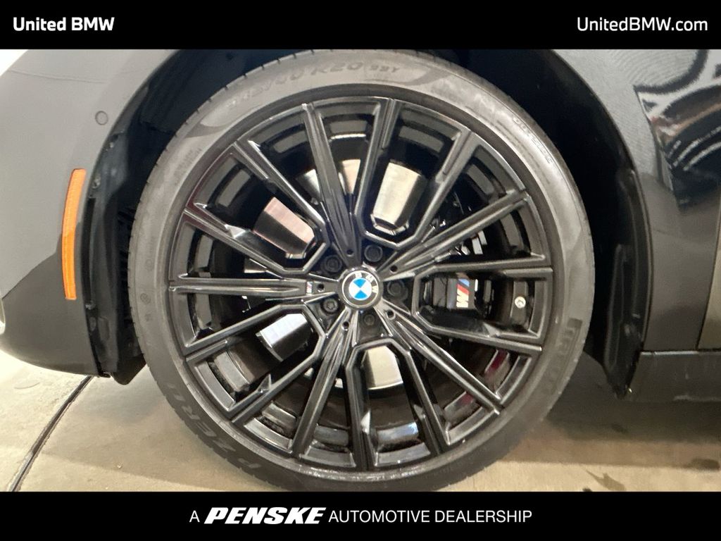 2022 BMW 7 Series 750i xDrive 10