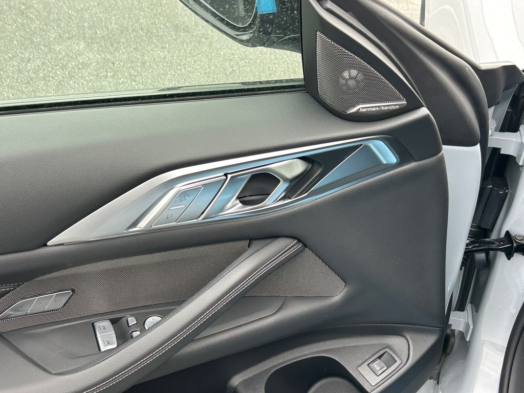 Thumbnail: 2026 BMW 4 Series - 12