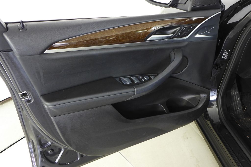 Thumbnail: 2023 BMW X3 - 11