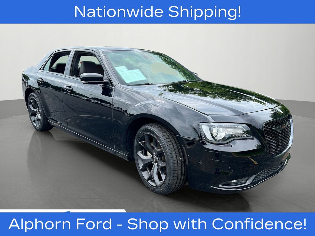 Gloss Black 2023 Chrysler 300 Sedan Rear-Wheel Drive 8-Speed Automatic