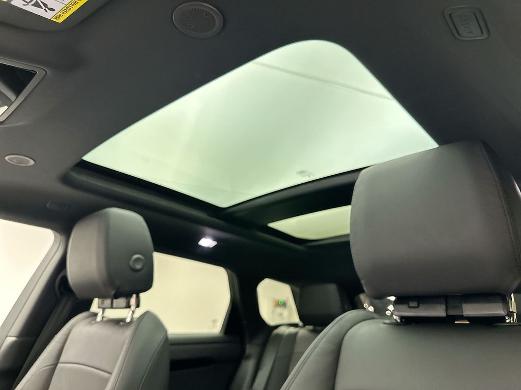 2026 Land Rover Range Rover Evoque S 10