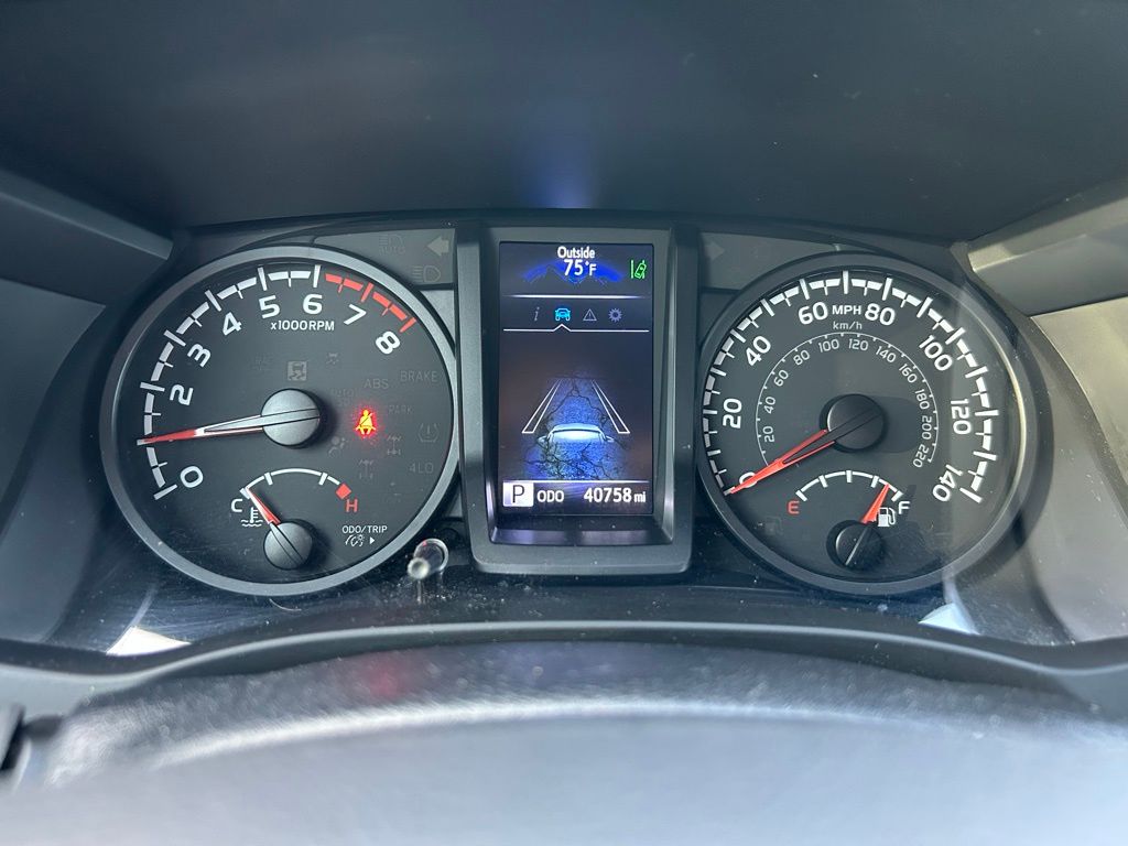 Thumbnail: 2022 Toyota Tacoma - 23