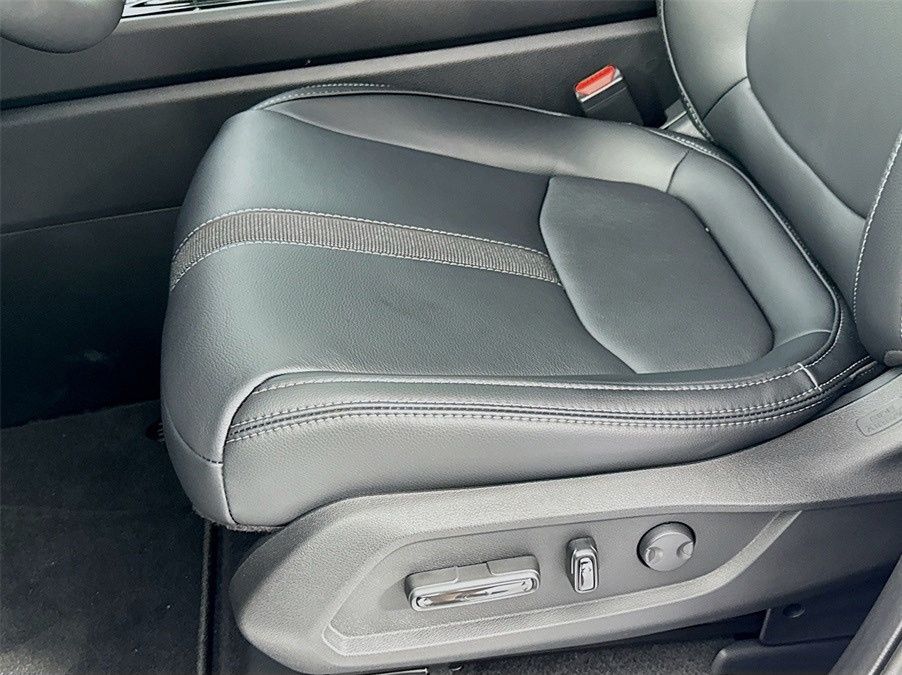 Used Car 2025 Honda Pilot  Utility Ex-l All Wheel Drive For Sale Under $50,000 In Austin, Texas