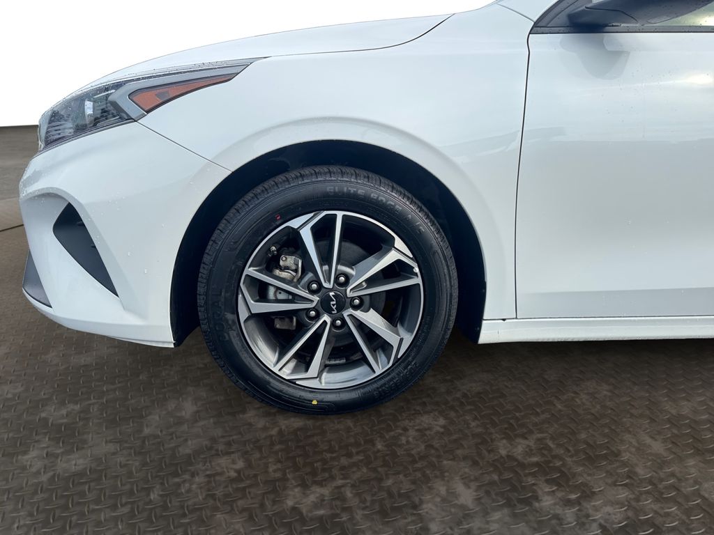 2024 Kia Forte LXS White at South Hills Kia