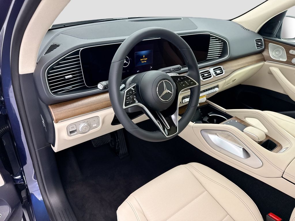 Thumbnail: 2026 Mercedes-Benz GLE - 9