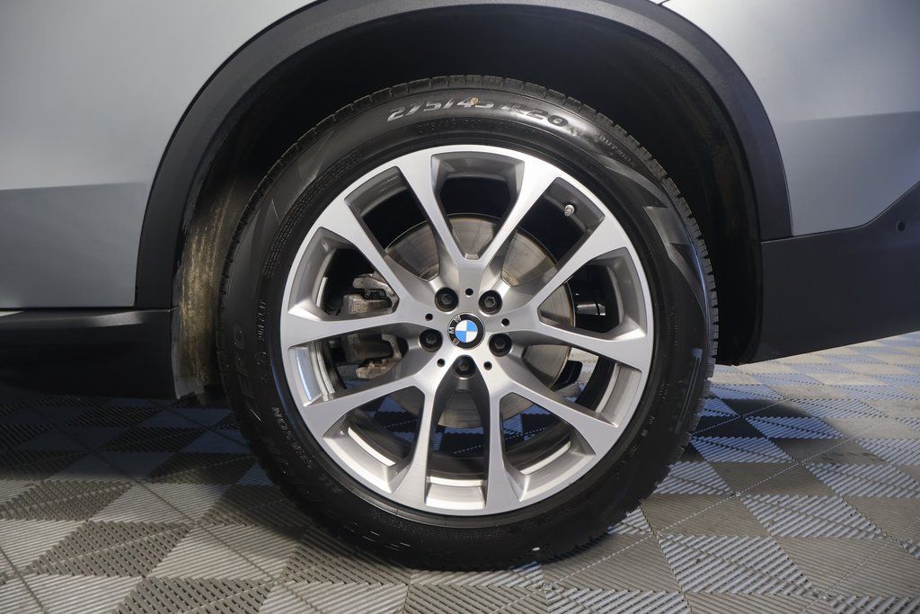 Thumbnail: 2024 BMW X5 - 16