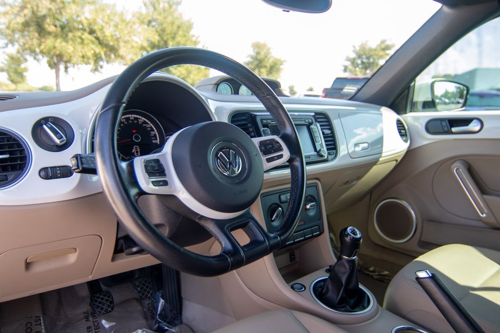 2013 Volkswagen Beetle 2.0 TDI 14