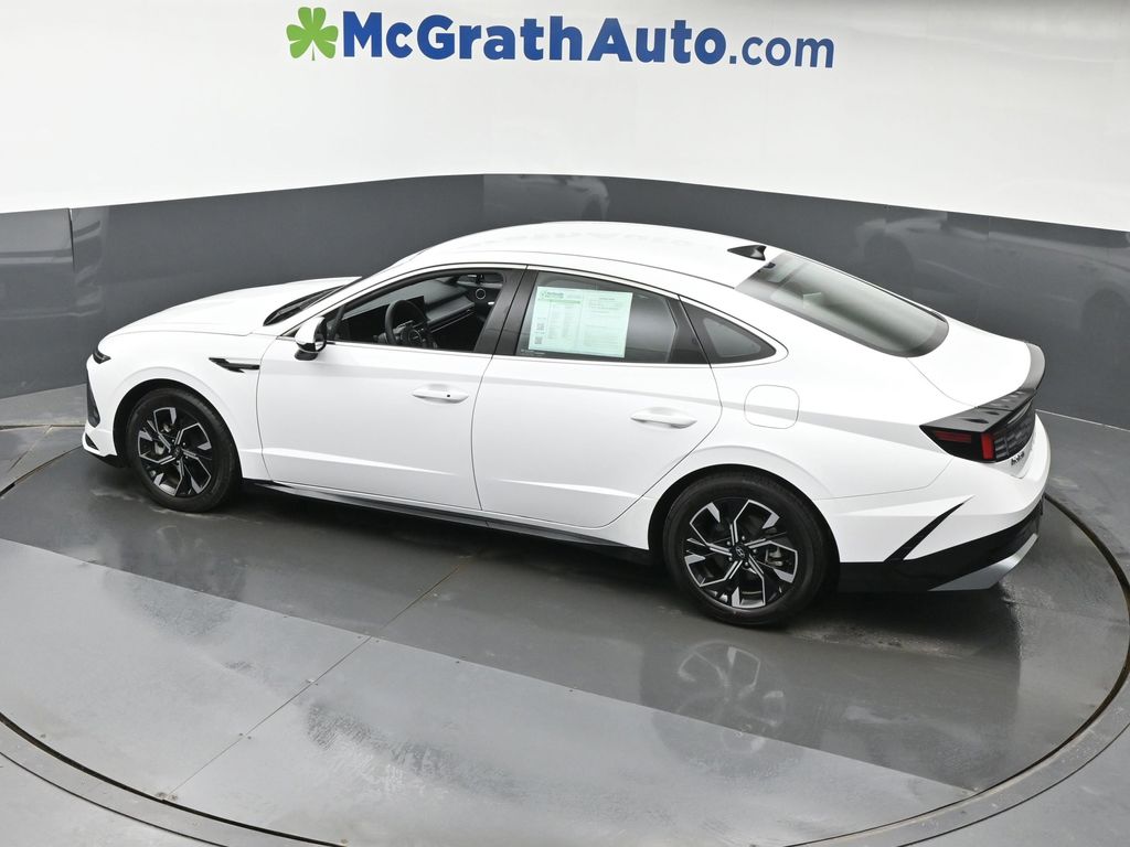 Certified Used 2024 White Hyundai SEL image 20