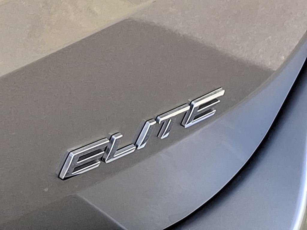 2024 Honda Odyssey Elite 32