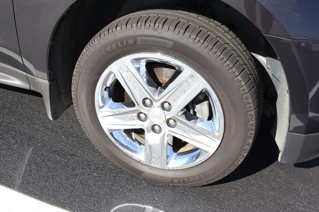 Thumbnail: 2015 Chevrolet Equinox - 5