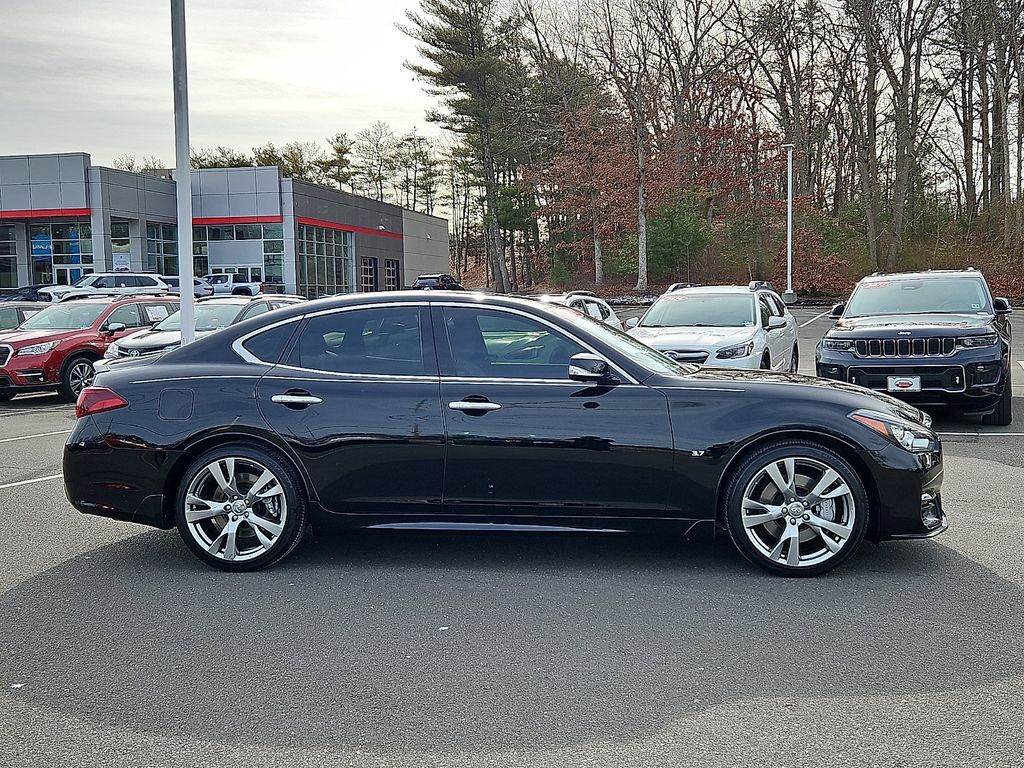 Thumbnail: 2019 INFINITI Q70 - 8