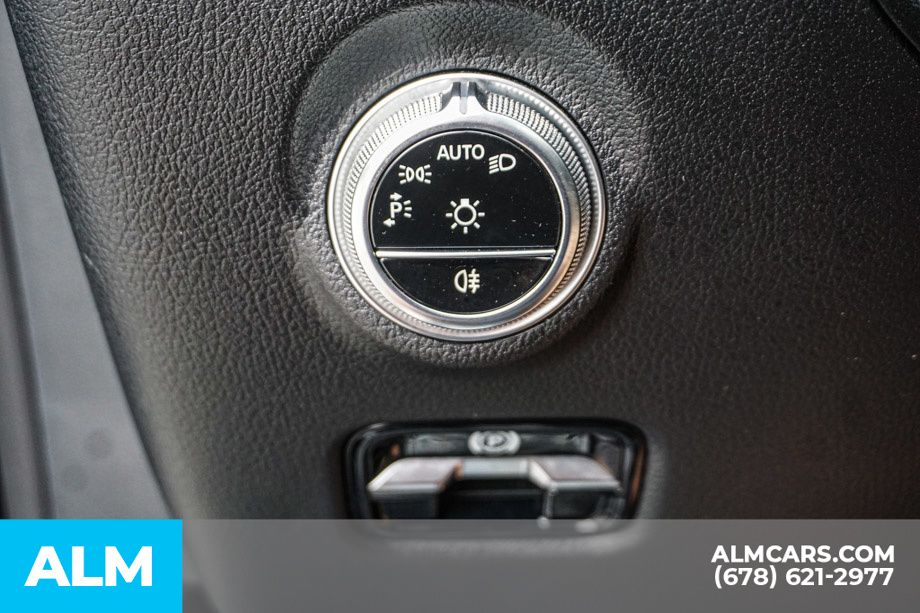 Used 2024 Black Mercedes-Benz C 300 image 45