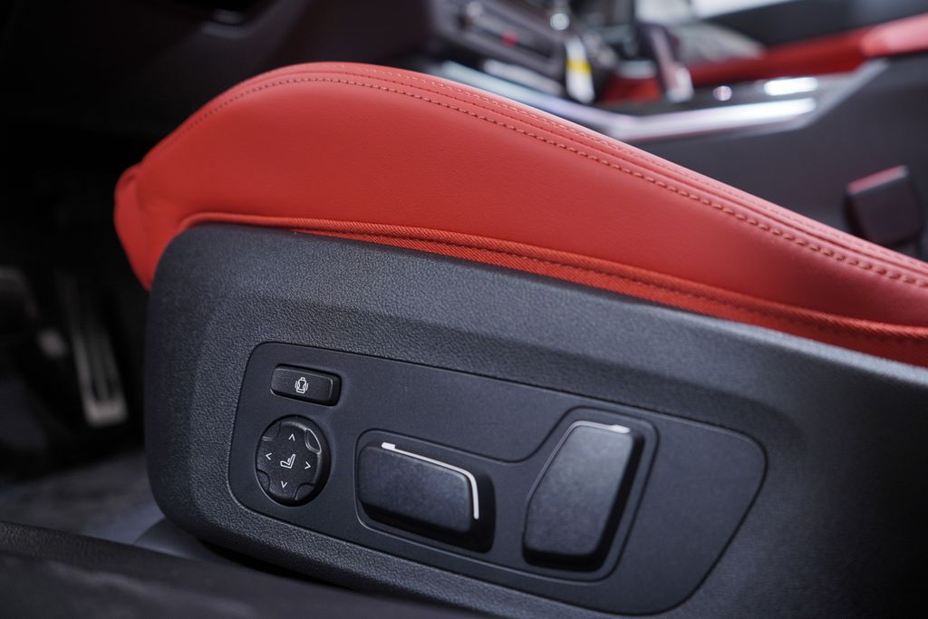 Thumbnail: 2026 BMW M4 - 20