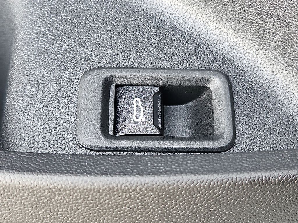 Thumbnail: 2025 MINI Cooper Countryman - 27