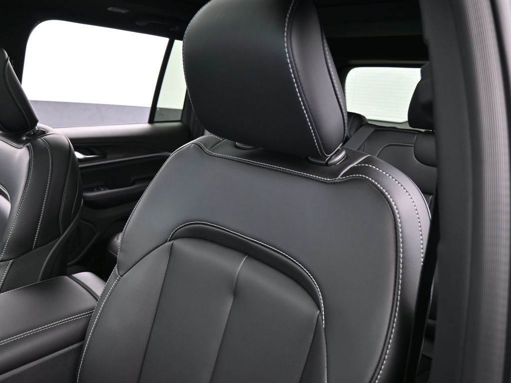 New 2025 Silver Zynith Jeep Limited image 17