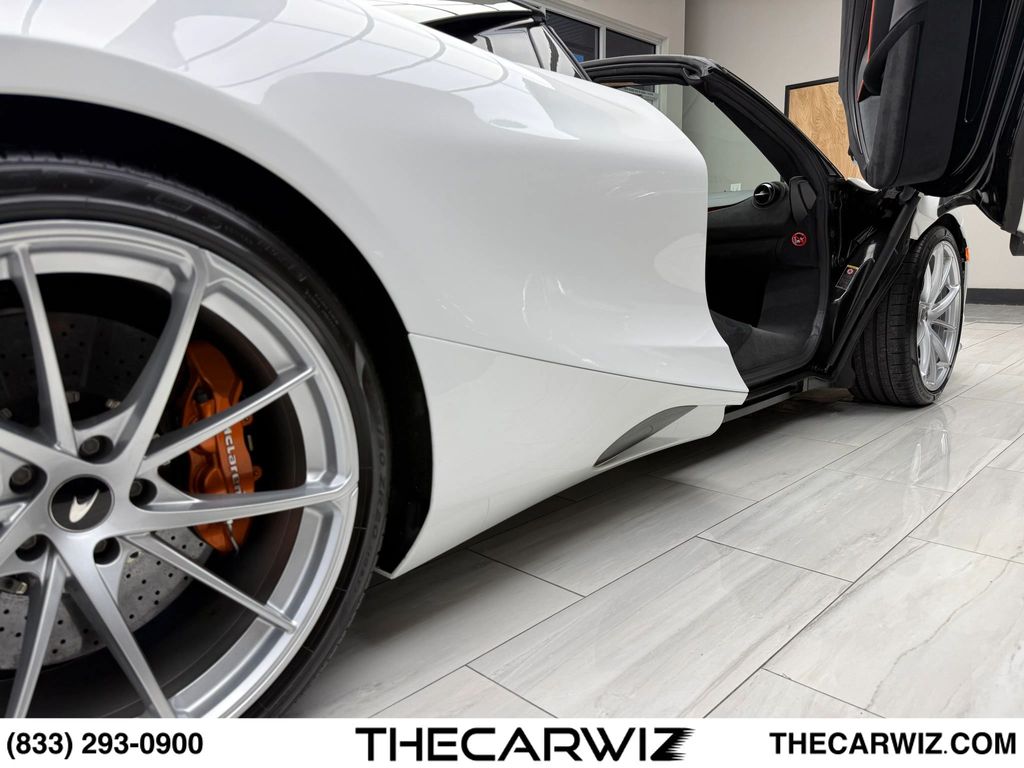 2024 McLaren 750S