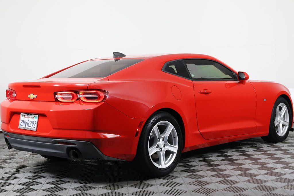 Thumbnail: 2020 Chevrolet Camaro - 4