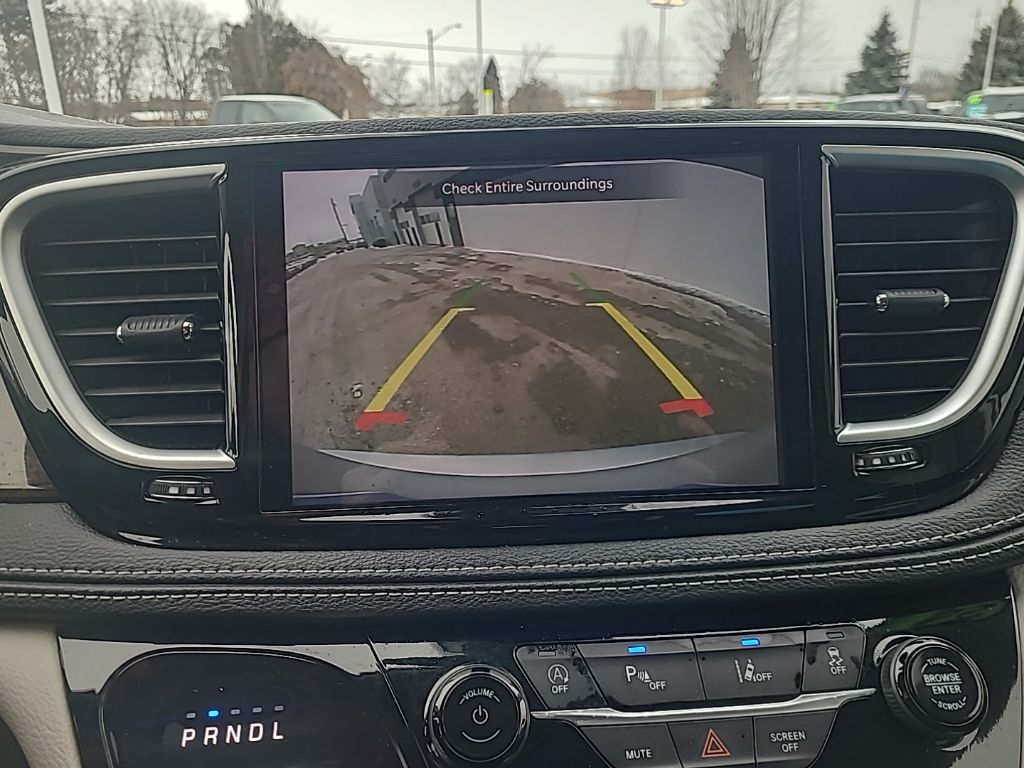 used 2024 Chrysler Pacifica car, priced at $35,773