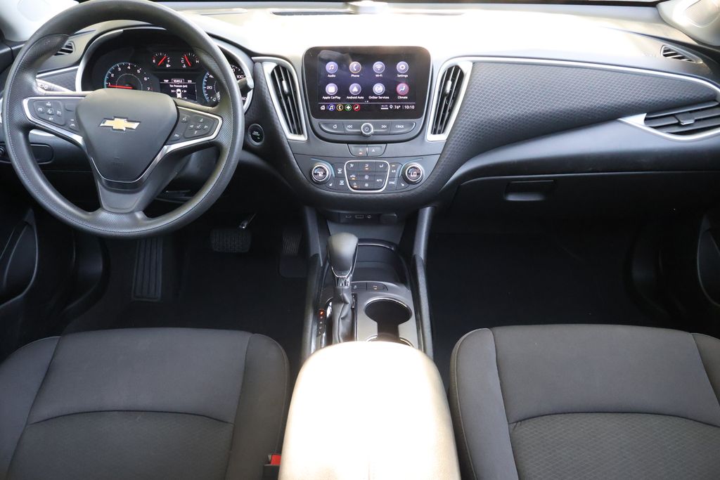 Thumbnail: 2024 Chevrolet Malibu - 16