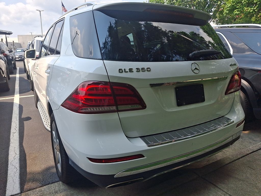 Thumbnail: 2016 Mercedes-Benz GLE - 5