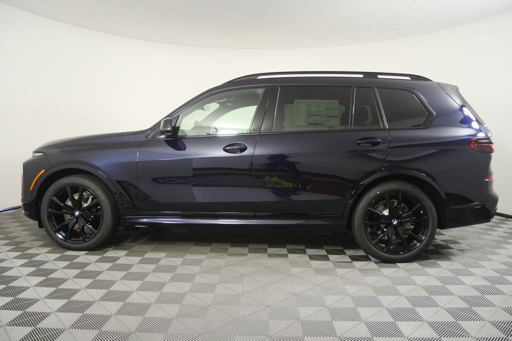 Thumbnail: 2027 BMW X7 - 7