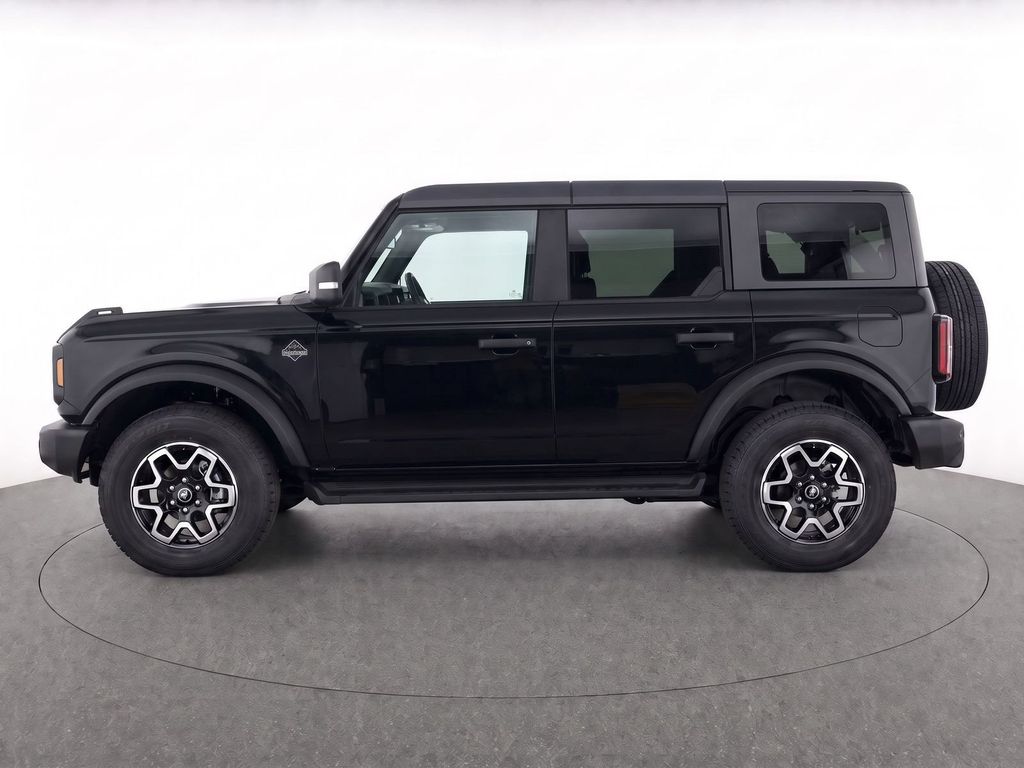 New 2026 Shadow Black Ford Outer Banks® image 7