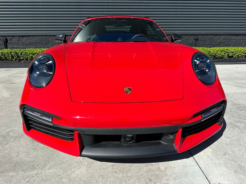 Thumbnail: 2025 Porsche 911 - 8