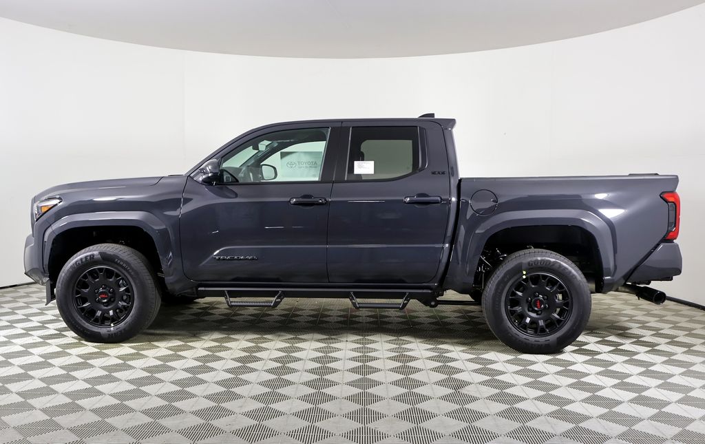 2025 Toyota Tacoma SR5 Double Cab photo 3