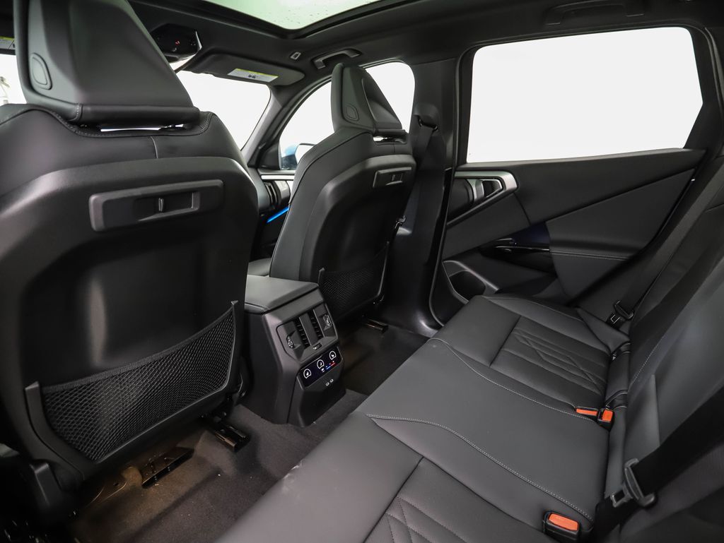 Thumbnail: 2026 BMW X3 - 21