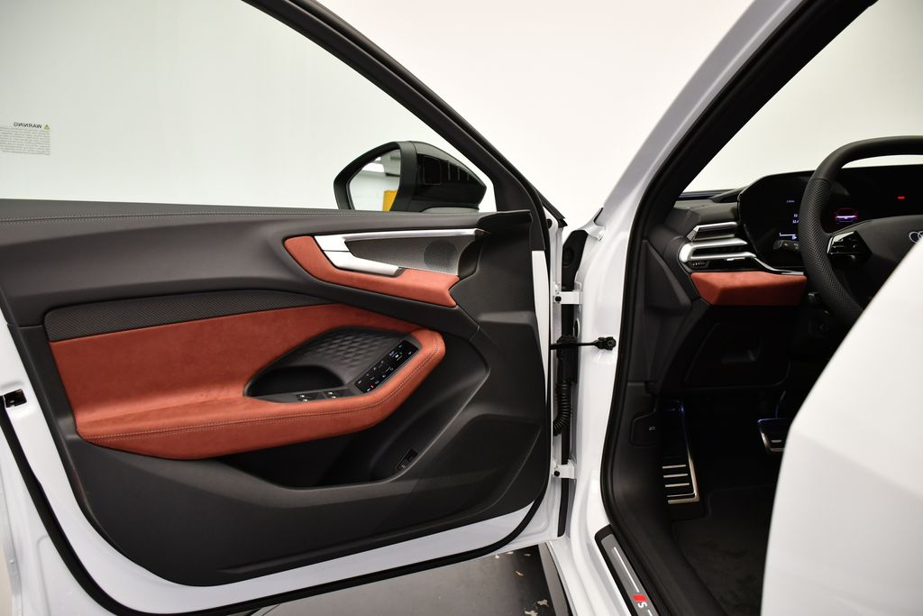 Thumbnail: 2025 Audi S5 - 30