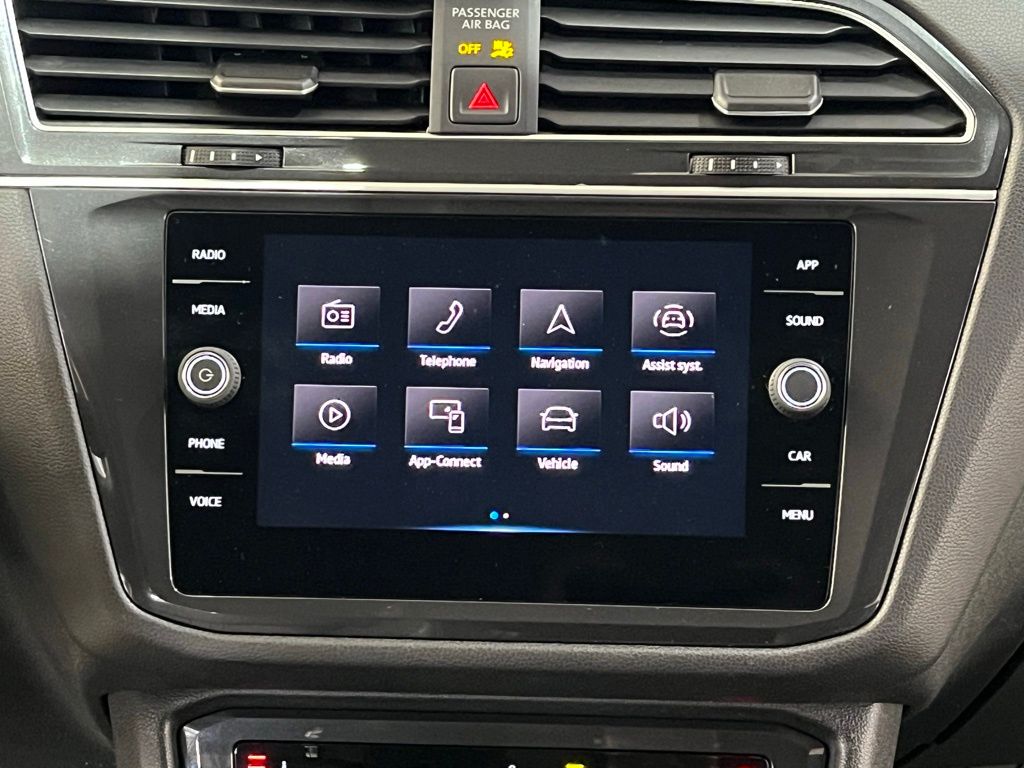 2023 Volkswagen Tiguan 2.0T SE