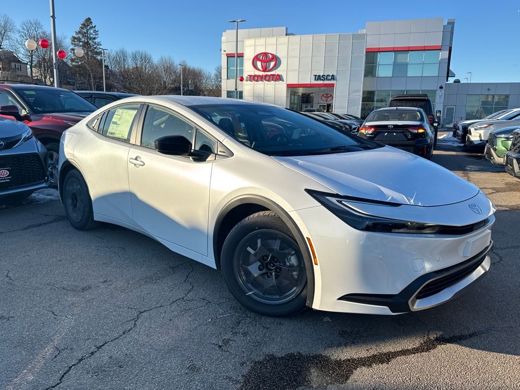 2026 Toyota Prius Plug-In Hybrid SE