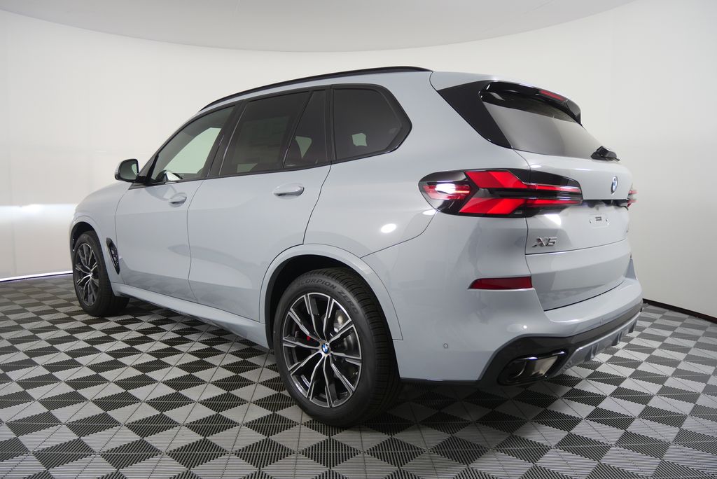Thumbnail: 2026 BMW X5 - 5