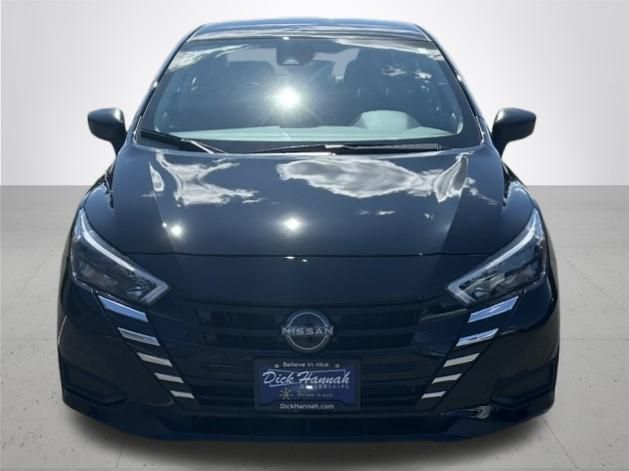 2025 Nissan Versa 1.6 S photo 3