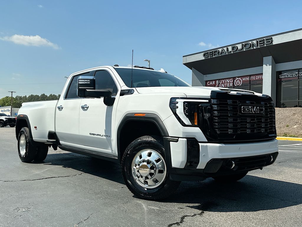 2025 GMC Sierra 3500HD Denali Ultimate