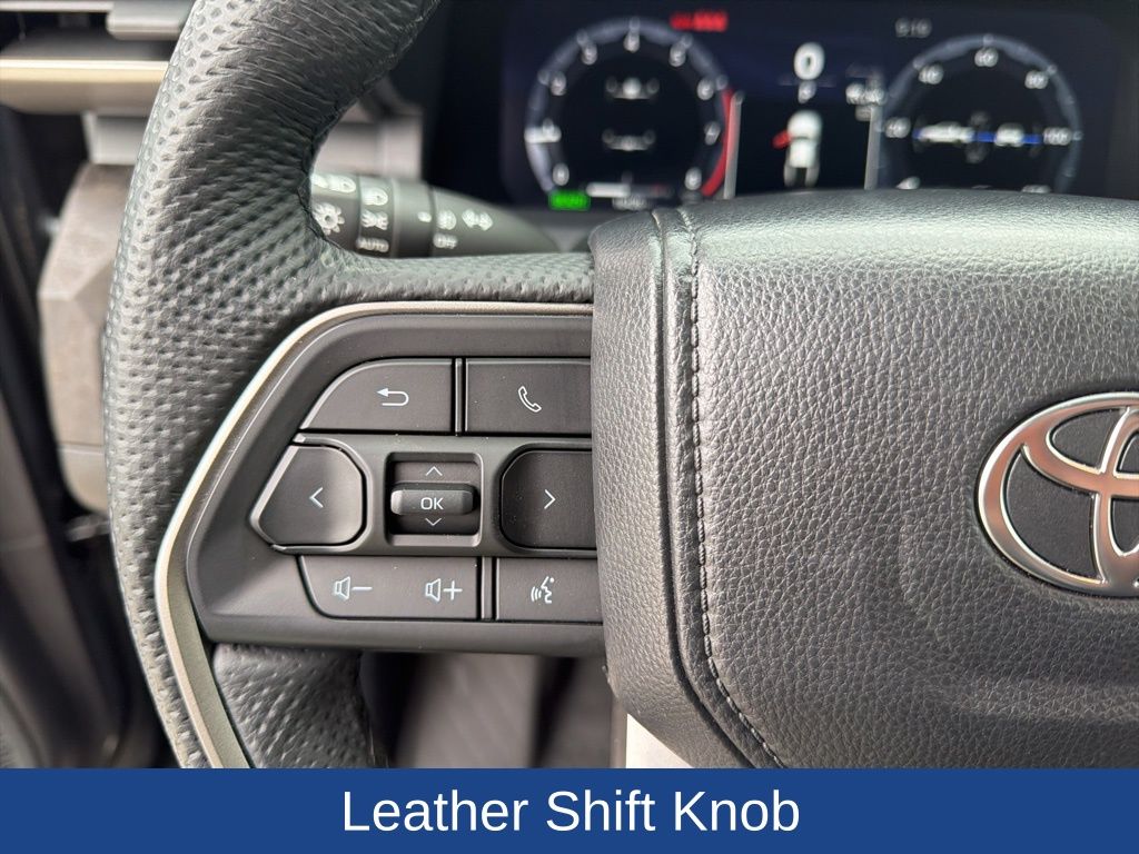 2024 Toyota Tacoma Hybrid Limited 4WD