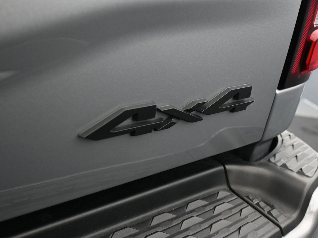 Used 2024 Billet Silver Metallic Clearcoat Ram Limited image 35