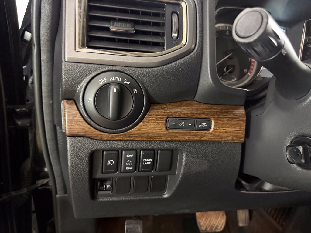 2017 Nissan Titan SL - Photo 13
