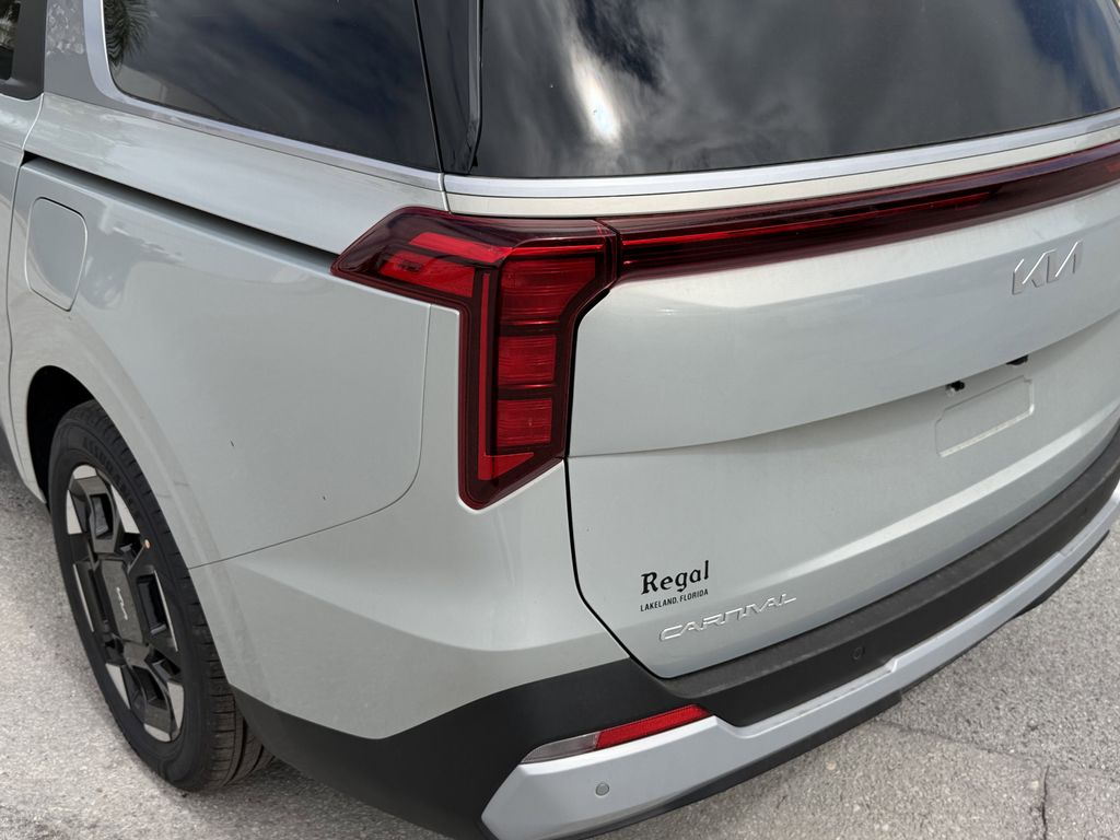 new 2026 Kia Carnival car, priced at $38,089
